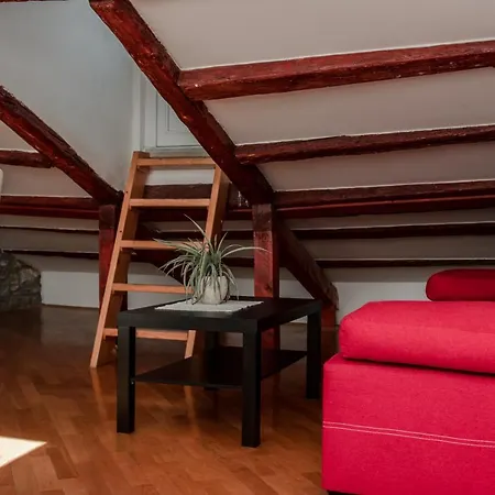 Music House Apartment *